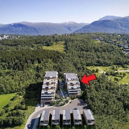 Ny Leilighet I Nytt Bygg I Naturskjonne Omgivelser! Тромсьо Екстериор снимка